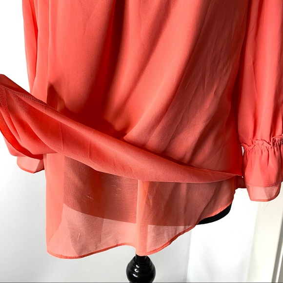 WHBM Layered Peach Top - Picture 5 of 11